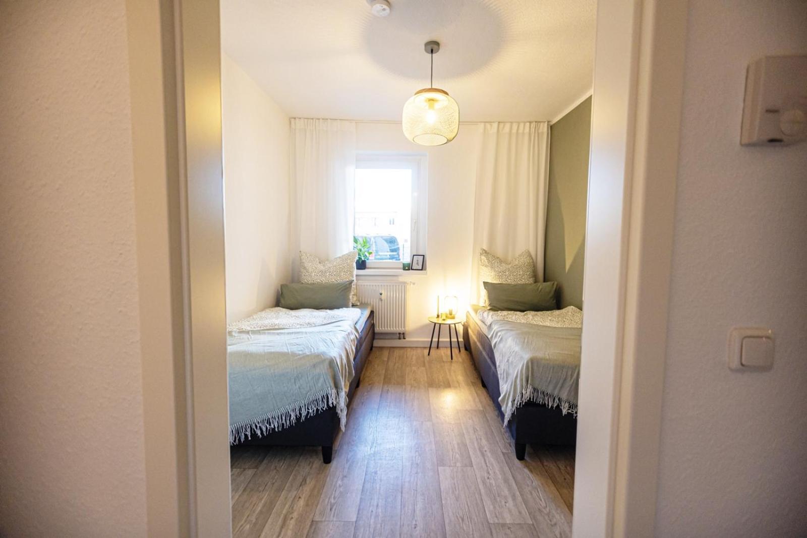 Blossfeld-Apartments Geraeumige Stadtoase Mitten Im Zentrum Mit 3 Schlafzimmern, Gratis Parkplatz, W-Lan, Netflix Iéna Extérieur photo