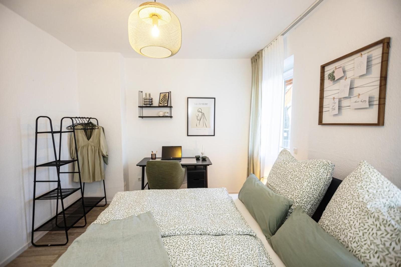 Blossfeld-Apartments Geraeumige Stadtoase Mitten Im Zentrum Mit 3 Schlafzimmern, Gratis Parkplatz, W-Lan, Netflix Iéna Extérieur photo